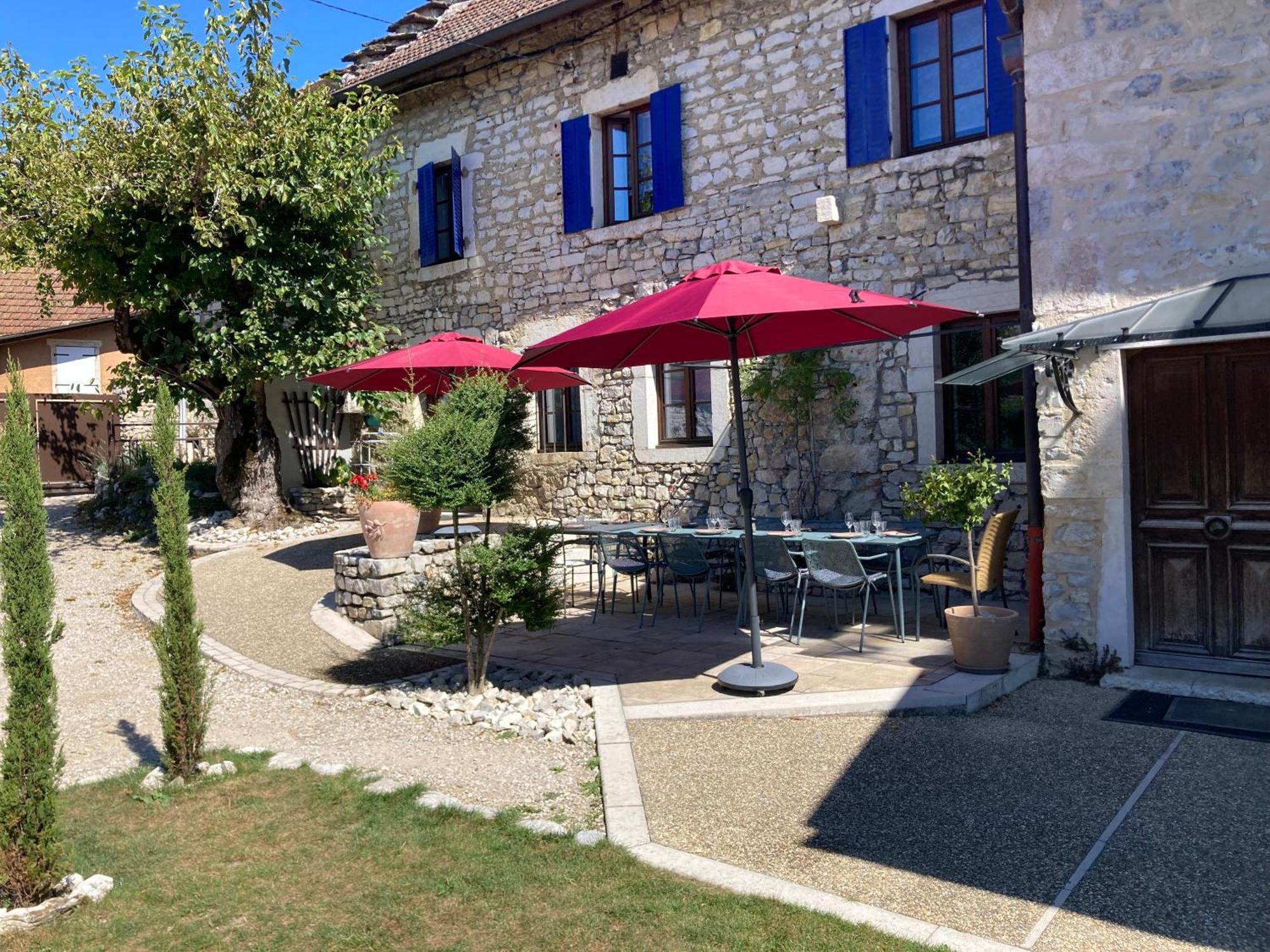 Le Clos Bo-M Bed and Breakfast Marignieu Εξωτερικό φωτογραφία